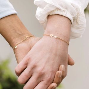 NWT↠Marina De Buchi Gold Key Bracelet